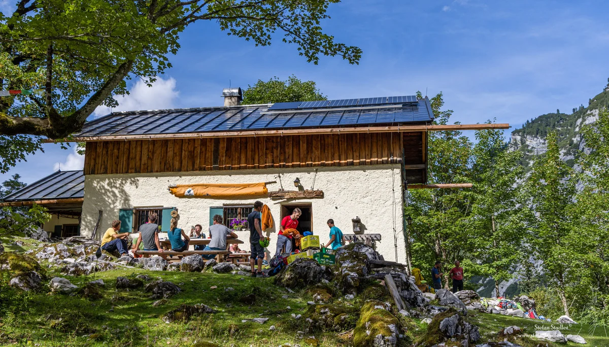 © DAV Teisendorf - Die gemütliche Oberreintalhütte