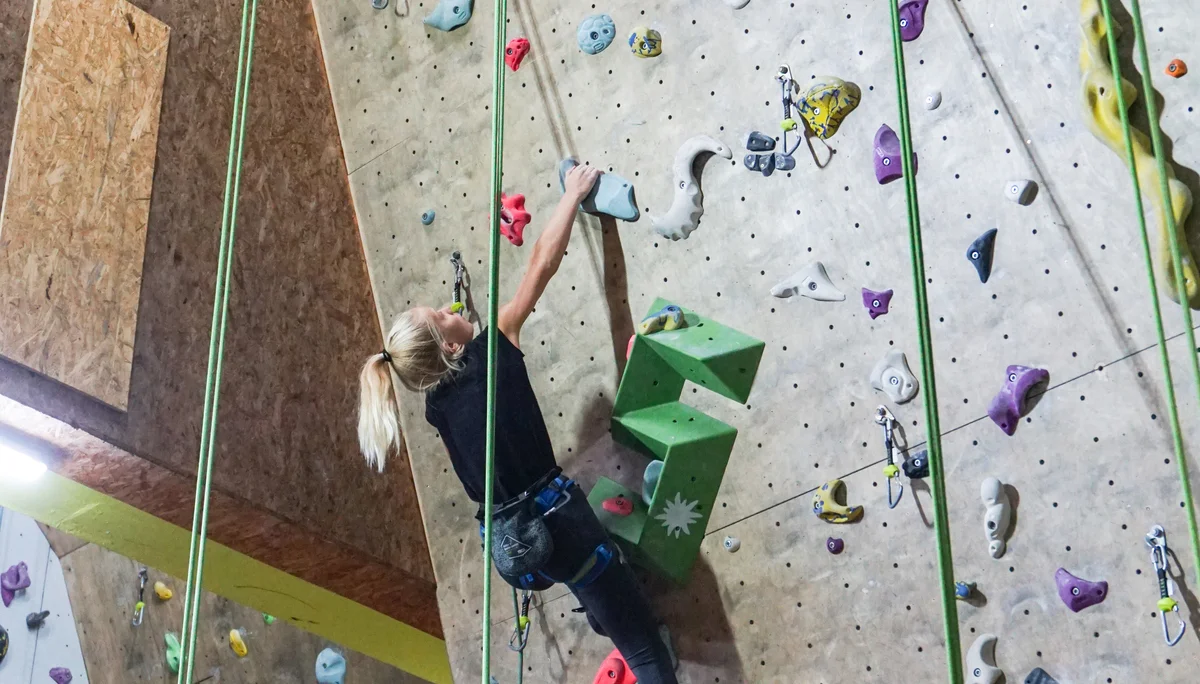 © DAV Teisendorf - OG Waging - Ausflug Kinderklettern in die Kletterhalle Gangkofen