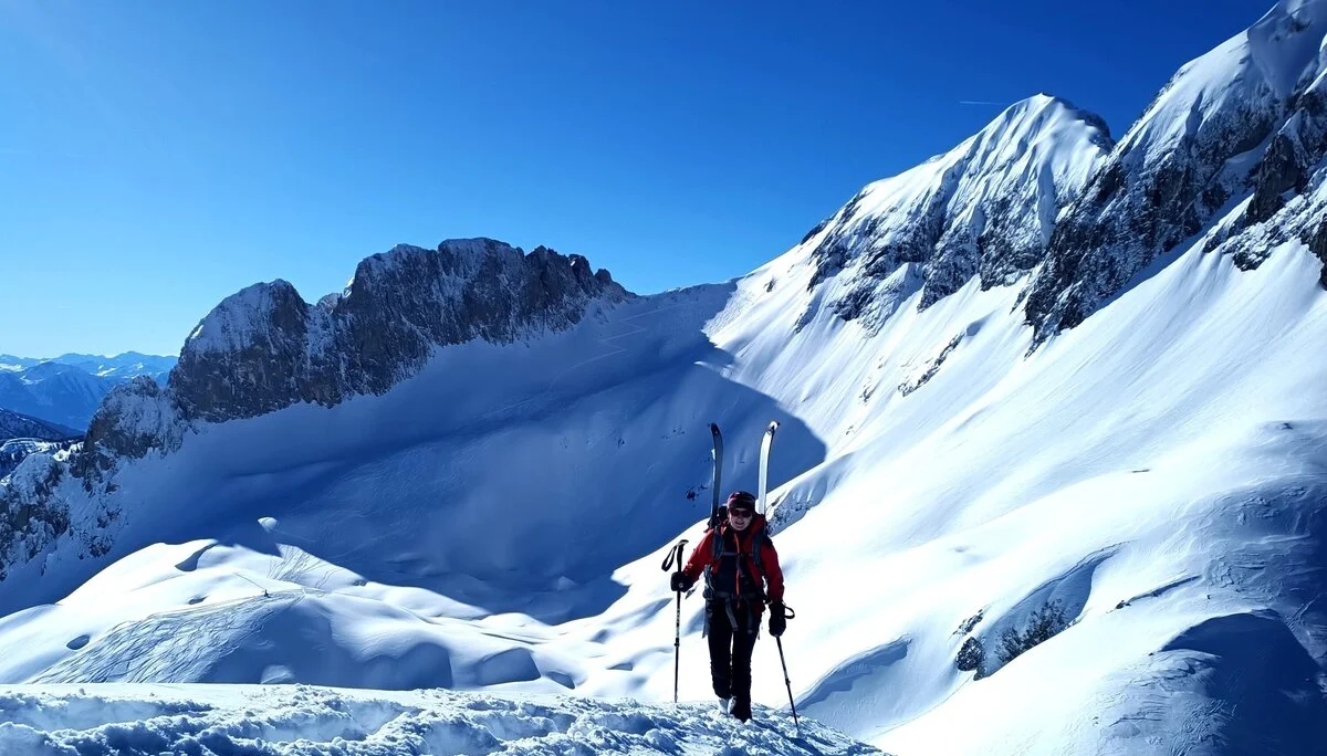 Marita auf den letzten Metern zum Sonntagskogel | © DAV Teisendorf