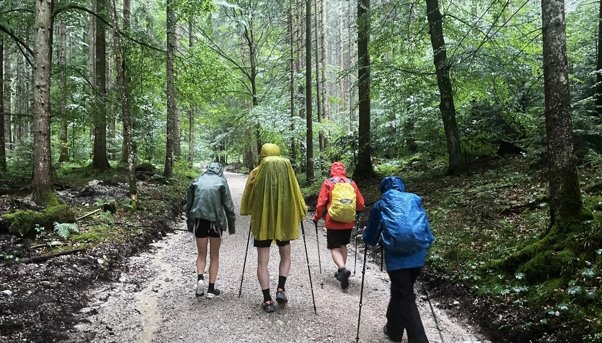 © DAV Teisendorf / OG Waging - im Regen losgehen