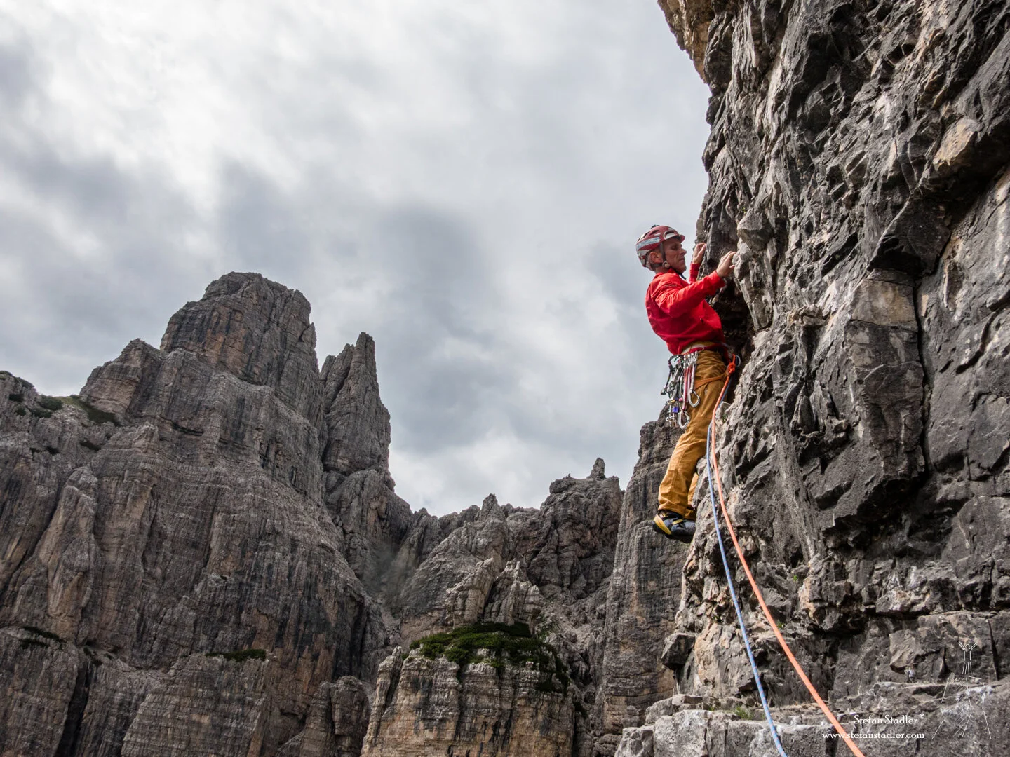 © DAV Teisendorf - luftige Kletterei auf den Campanile di Val Montanaia