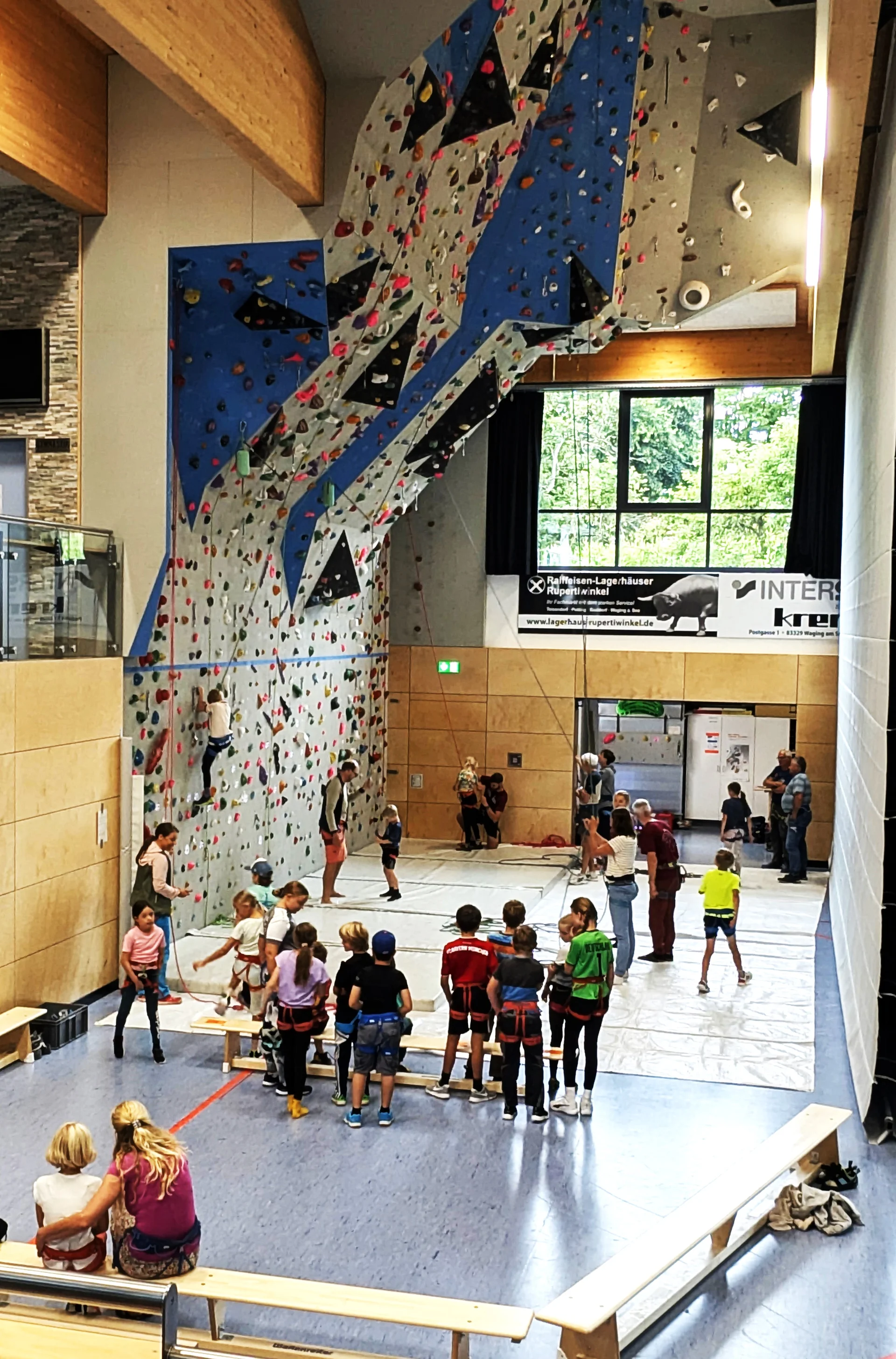 © DAV Teisendorf / OG Waging - Blick von der Tribüne