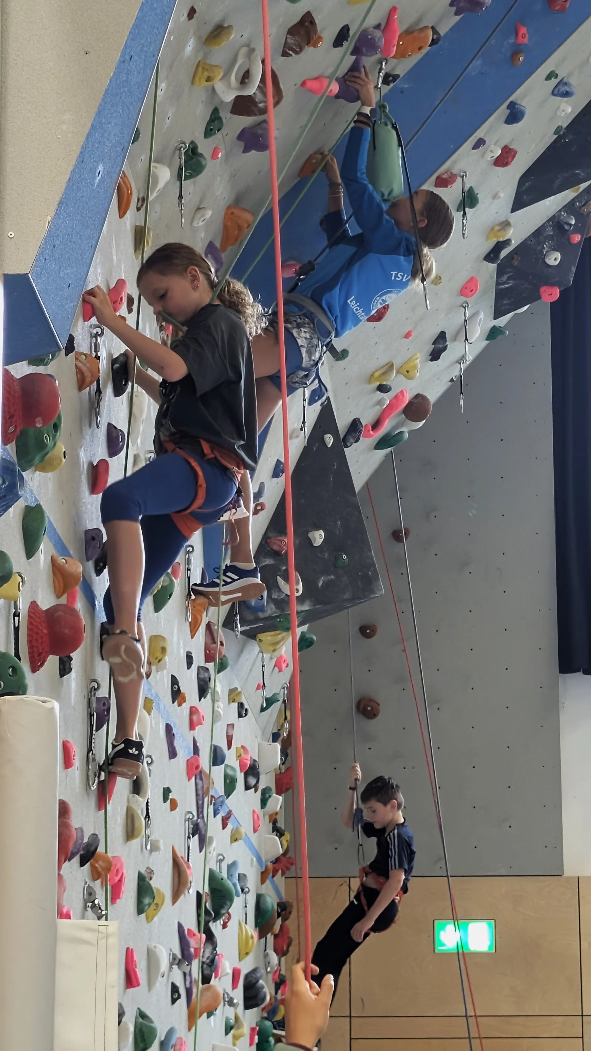 © DAV Teisendorf / OG Waging - Überhang ist anstrengend