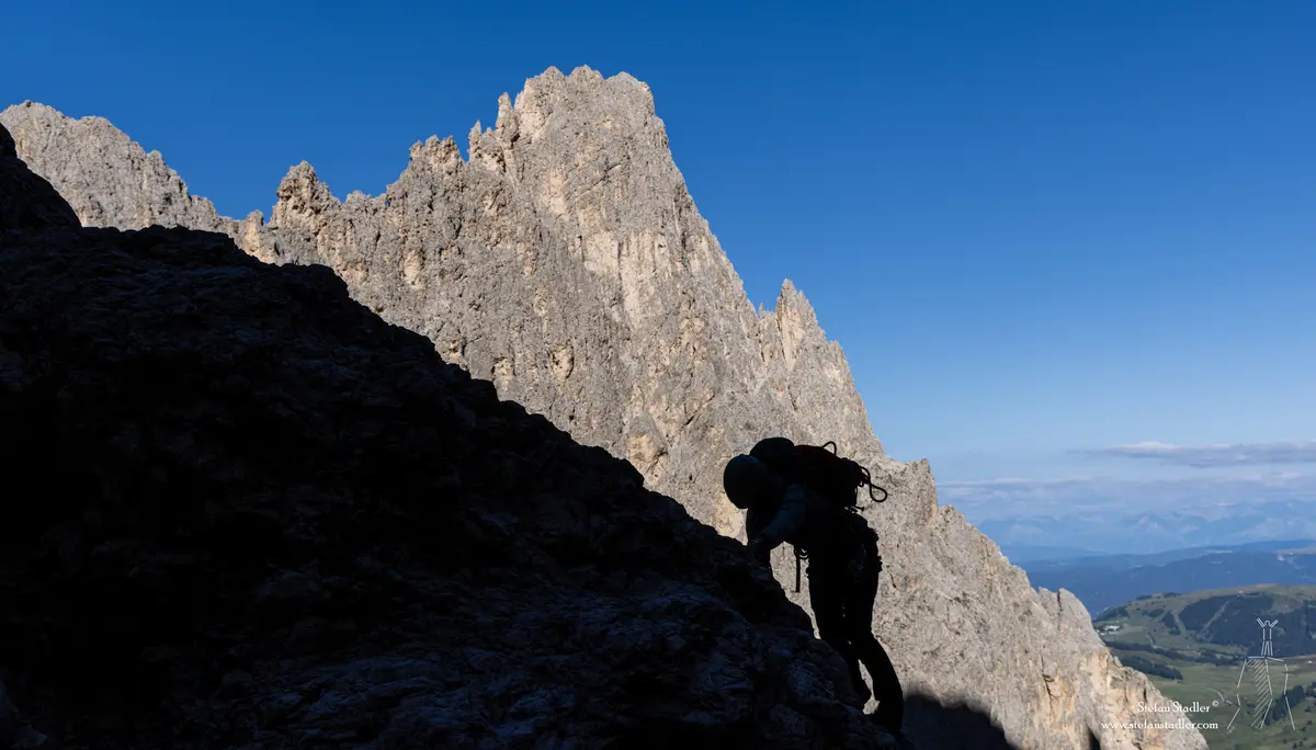 © DAV Teisendorf - Licht,- und Schattenspiel am Aufstieg zum Langkofel