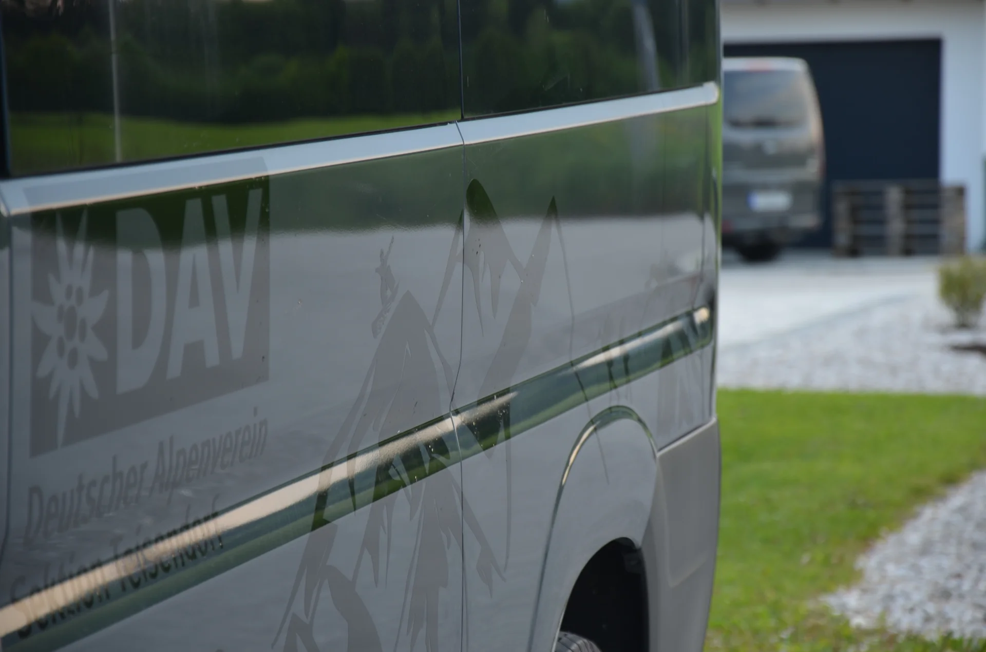 Foto Sektionsbus Seite | © DAV Teisendorf