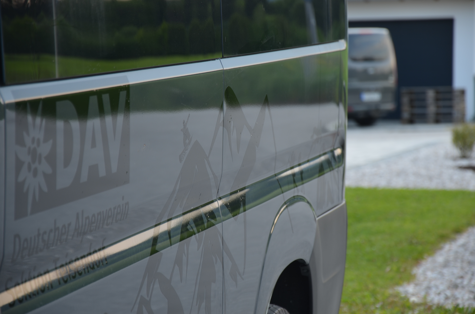 Foto Sektionsbus Seite | © DAV Teisendorf
